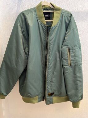 Vans Men's XL Green Bomber Jacket with Ribbed Trim